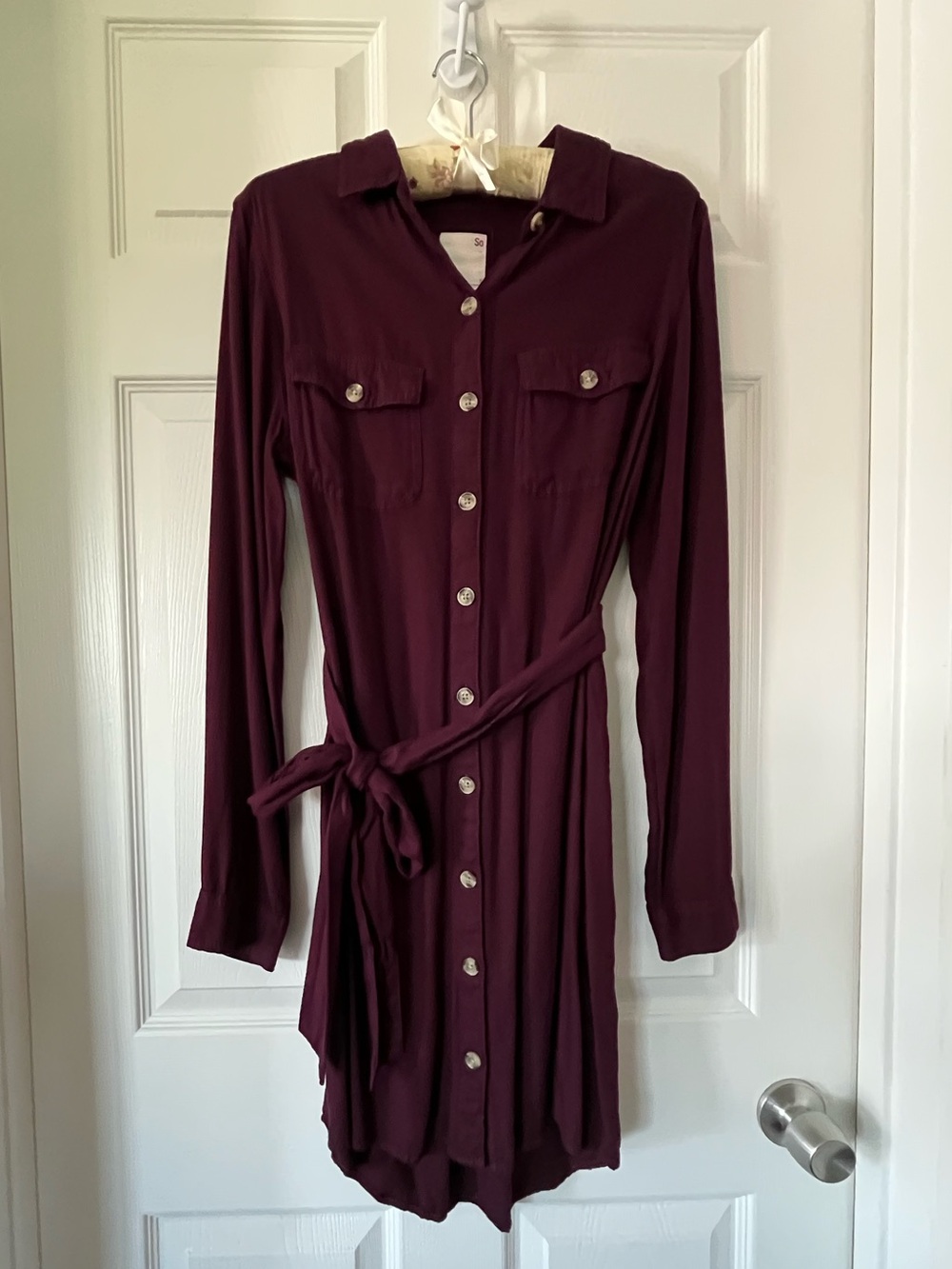 SO (Junior) Long Sleeved Dress 
Size: Small
Color: Maroon
